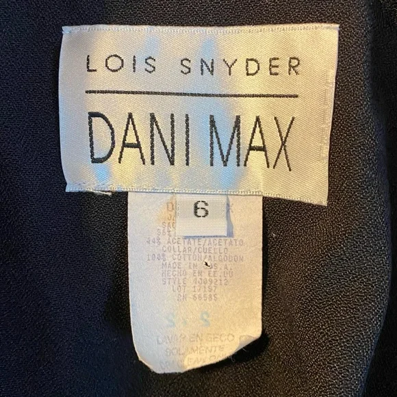 Vintage 90s Black Cropped Blazer Jacket Velvet Collar Women's S Office Chic Goth - Picture 3 of 3